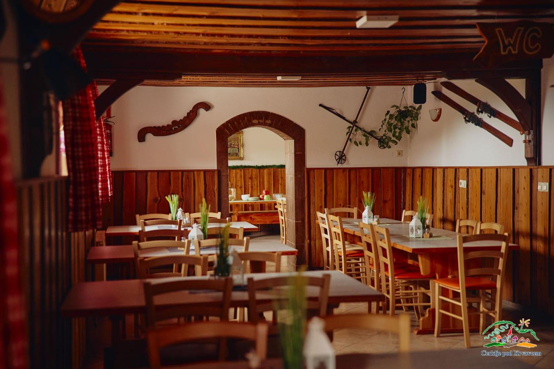 Pr' Florjan Hotel Cerklje na Gorenjskem Bagian luar foto